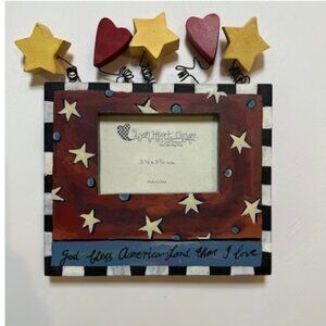 Lyon Heart Design Patriotic Picture Frame – 5x3.5 Stars & Hearts Folk Art USA